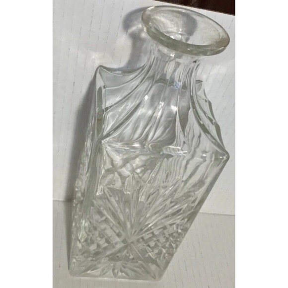 Dublin Crystal Whiskey Decanter 24oz no Stopper for liqueur or Water 9’x 4’ - Picture 7 of 16